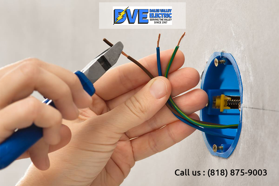 Why Call a Residential Electrician in Van Nuys 